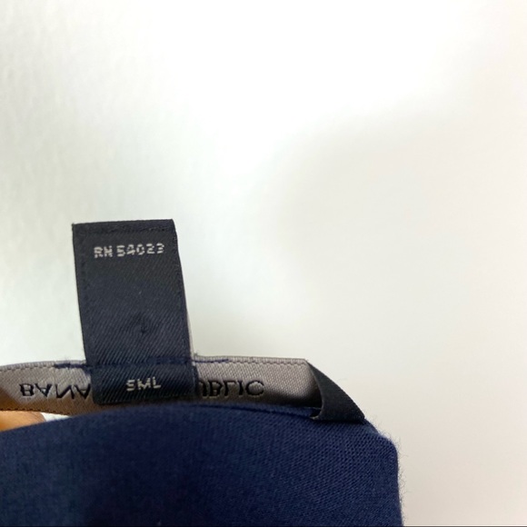 Banana Republic Ruffle Hem Tee Shirt | Navy | Size XS - Picture 6 of 8